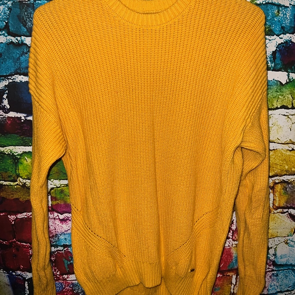 Hollister size small womens crew neck woven sweater
